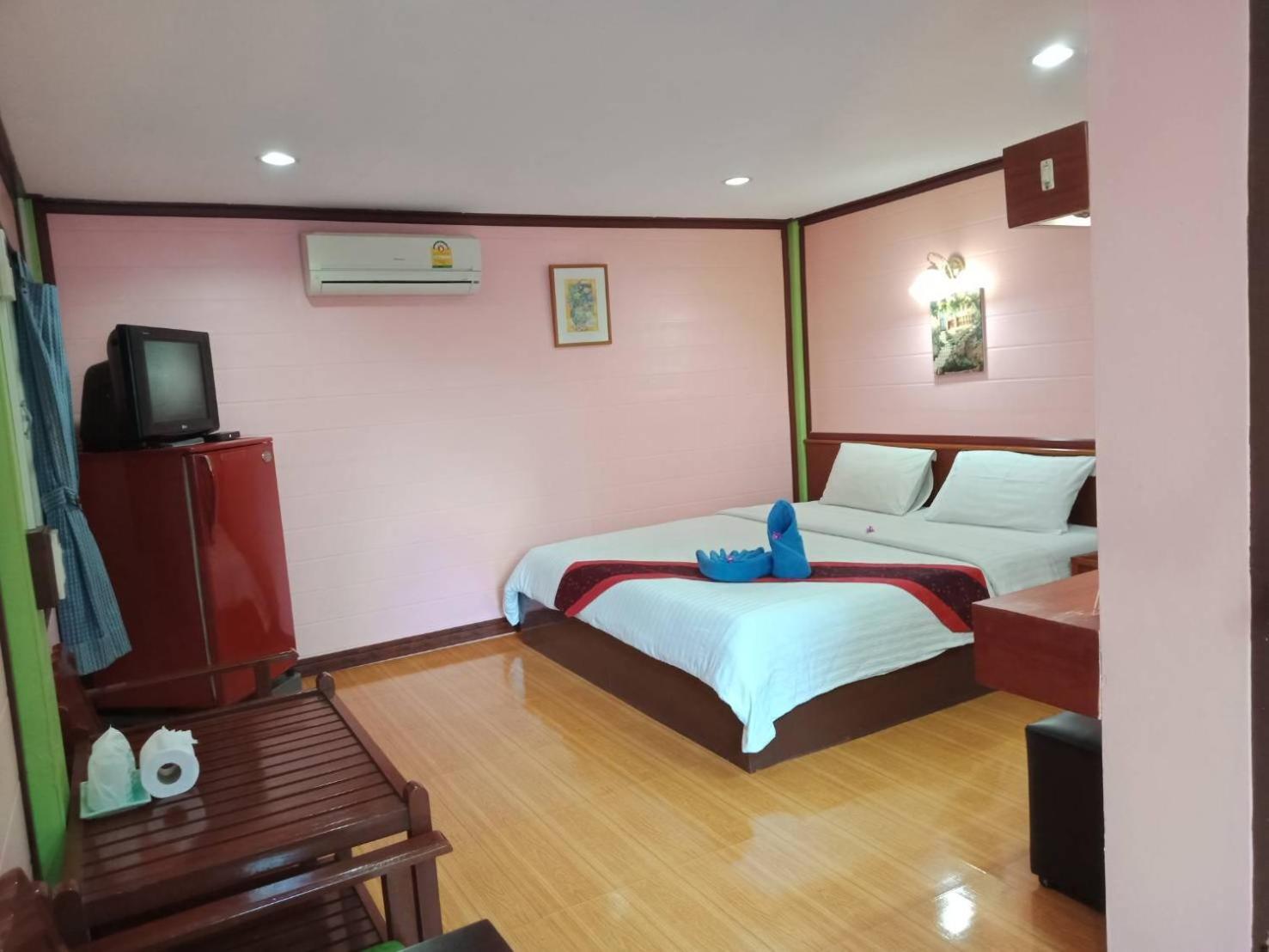 Haad Somboon House Ξενοδοχείο Bang Saphan Εξωτερικό φωτογραφία
